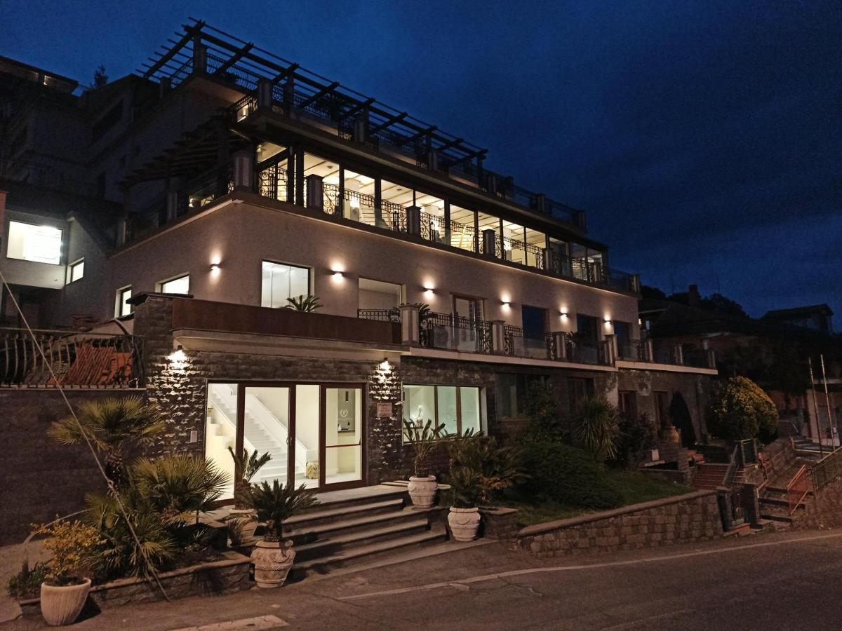 Hotel Primavera Dell'Etna Zafferana Etnea Dış mekan fotoğraf