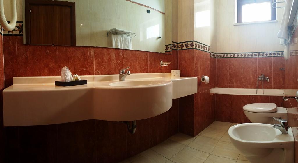 Hotel Primavera Dell'Etna Zafferana Etnea Dış mekan fotoğraf