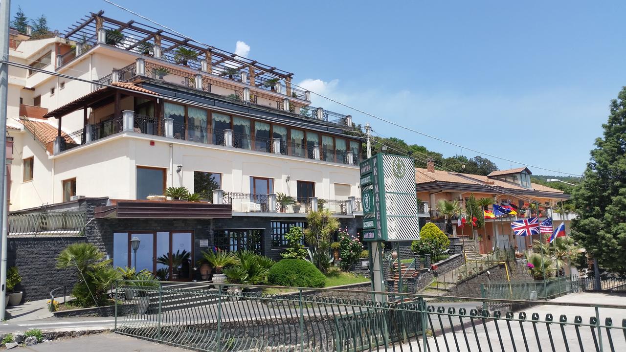 Hotel Primavera Dell'Etna Zafferana Etnea Dış mekan fotoğraf
