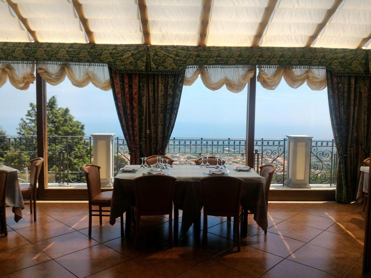 Hotel Primavera Dell'Etna Zafferana Etnea Dış mekan fotoğraf
