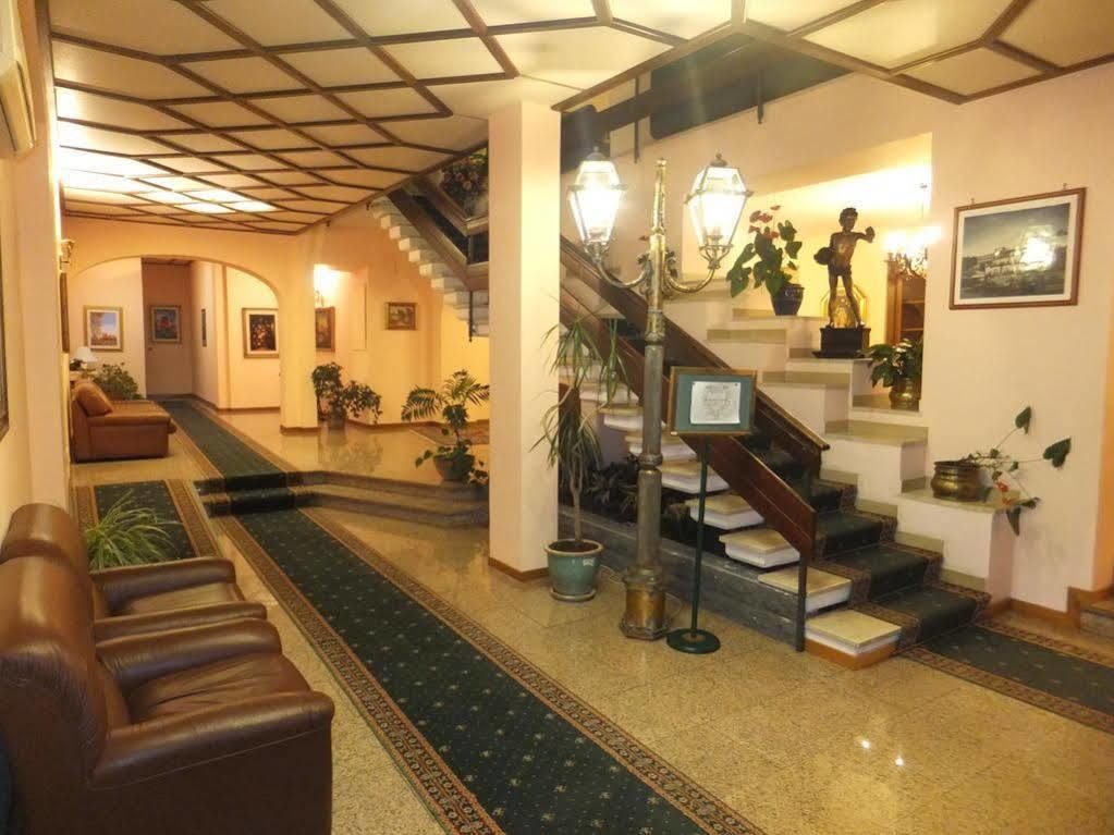 Hotel Primavera Dell'Etna Zafferana Etnea Dış mekan fotoğraf